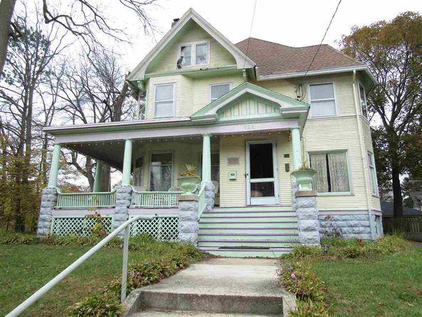 825 E Court St, Janesville, WI 53545